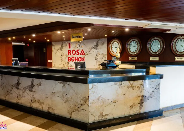 Continental Rosa Boho And Aqua Park