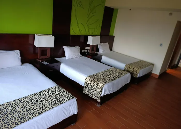 Continental Rosa Boho And Aqua Park Szálloda 3*